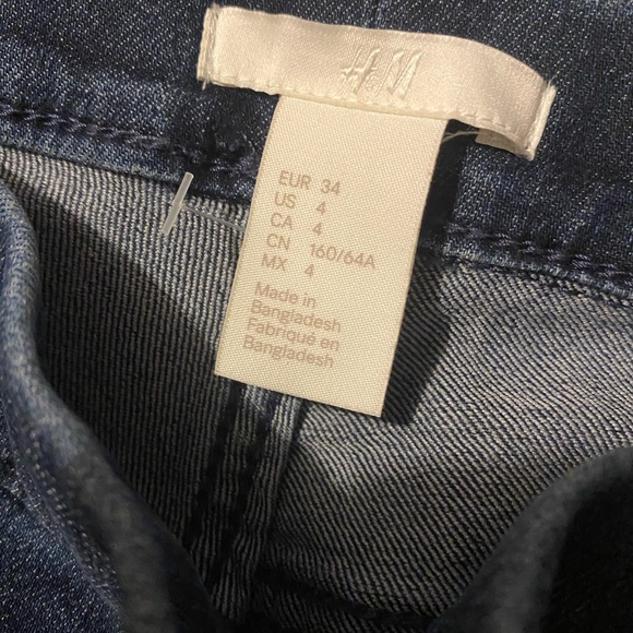 Jeans - Picture 8 of 9